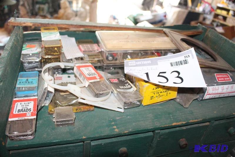 lot 153 image: Tool Cabinet System, with Contents ...