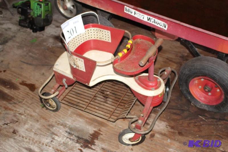 lot 201 image: Vintage Baby Scooter with under car...
