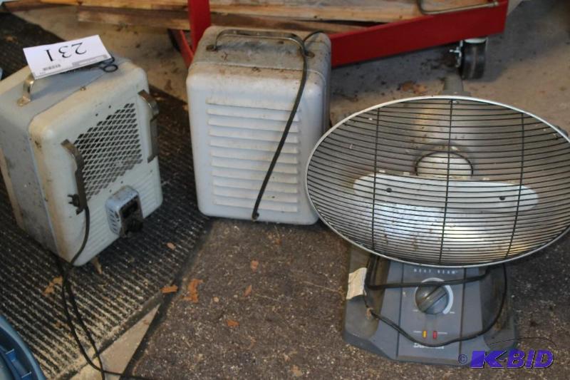 lot 231 image: Lot of (3) Personal Heaters, (1) Ti...