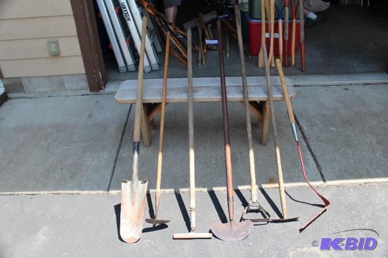 lot 30 image: Lot of (7) including Spade, Hoe, L...