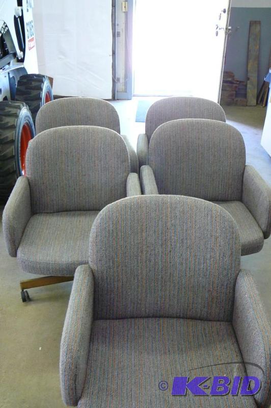 lot 15 image: 5 grey with strips cloth with arm r...