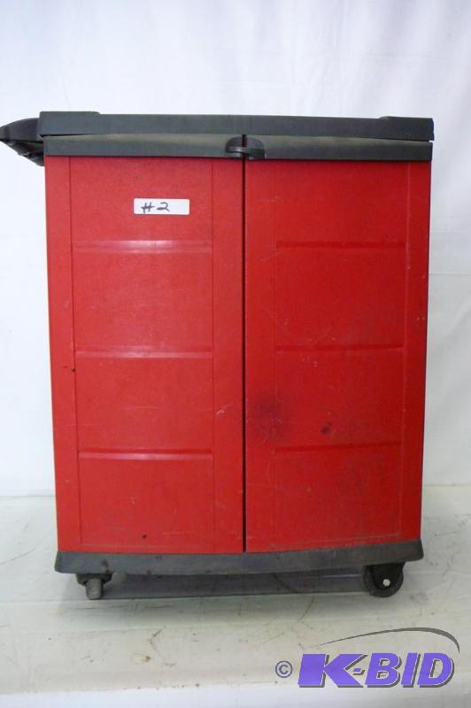 lot 2 image: Keter plastic tool box Sold &quota...