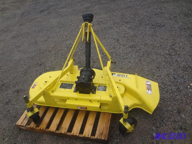 lot 2 image: John Deere 261 Rear Three Point 5ft...