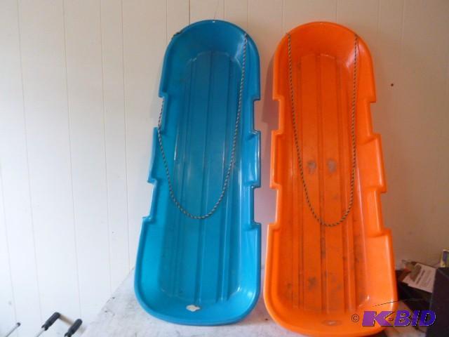 lot 164 image: 2 Plastic Snow Sleds...