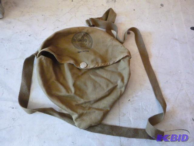 lot 39 image: Boy Scout Canteen Pouch...