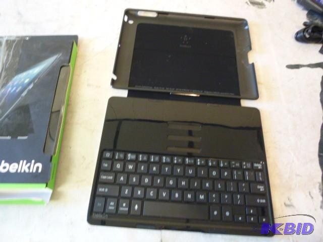 lot 7 image: Belkin Ultimate Keyboard Case for I...