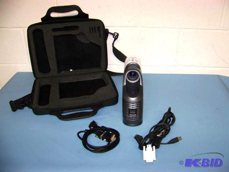 lot 15 image: HP (Hewlett Packard), MP3135, DLP Projector