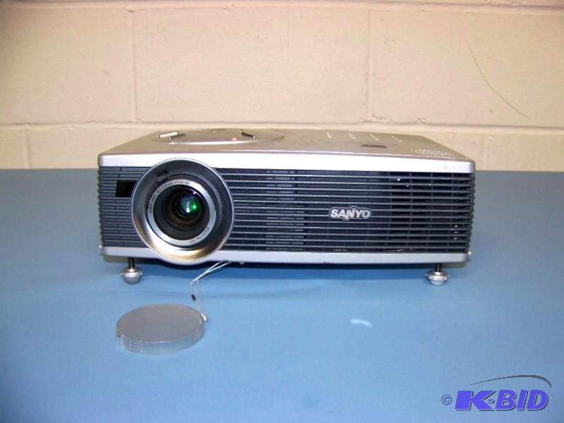 lot 87 image: Sanyo, PLC-SW30, LCD Projector.