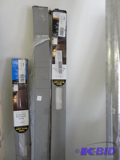 lot 13 image: 3 main stays room darkening vinyl b...