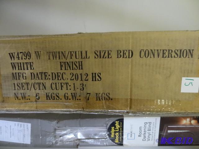 lot 15 image: Baby mod twin  full size bed conve...