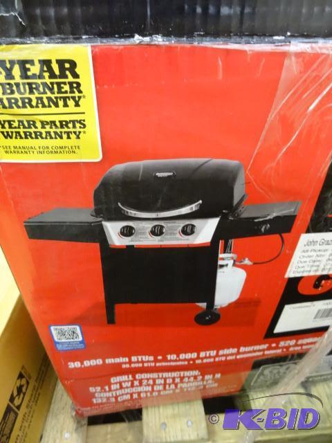 lot 209 image: Backyard grill 3 burner gas grill. ...