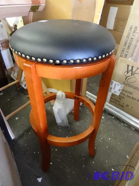 lot 26 image: Wood bar stool. HL3322-2. Walnut. L...