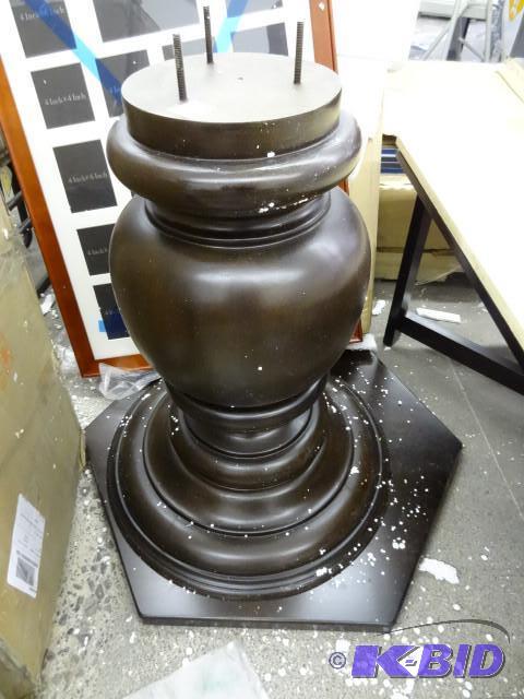 lot 264 image: Universal round table pedestal...