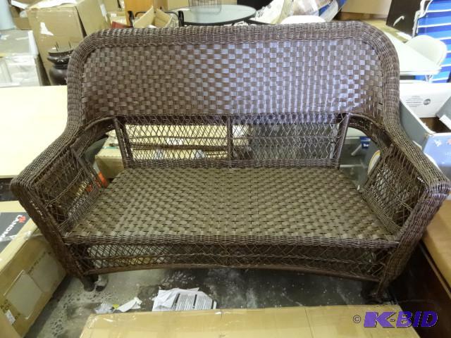lot 275 image: Outdoor 2 person wicker bench. No c...