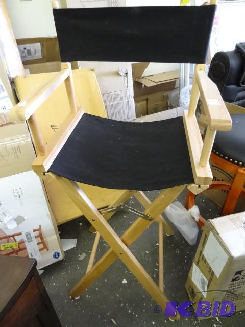 lot 29 image: Fold up directors chair...