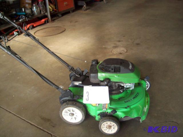 lot 3 image: Lawnboy Self Propelled Mower