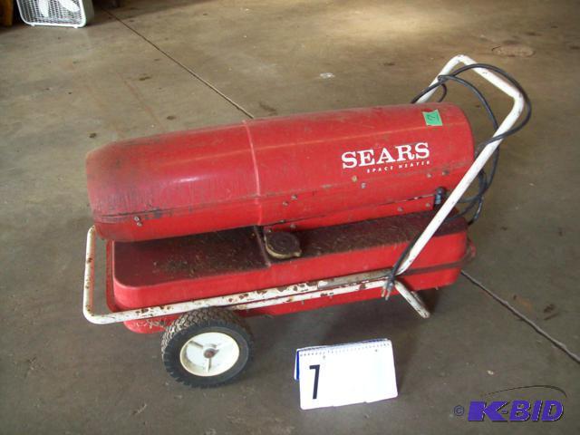 lot 7 image: Sears kerosene space heater
