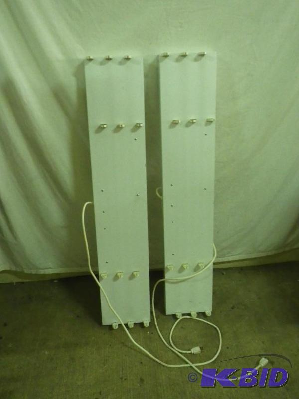 lot 100 image: 2 shop lights...