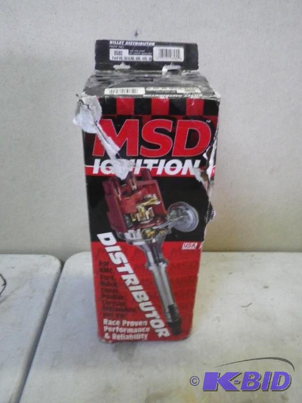 lot 104 image: Ford MSD distributor...