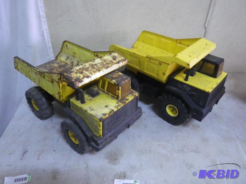 lot 110 image: 2 tonka trucks...