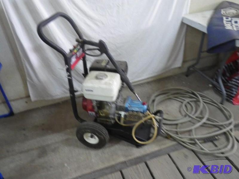 lot 116 image: Northern pressure washer, honda mot...