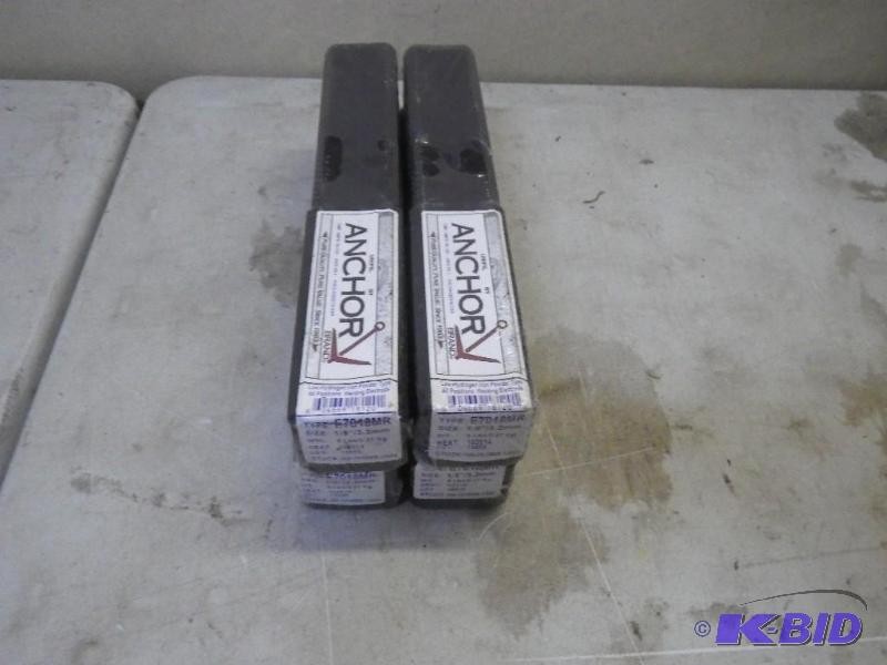 lot 78 image: 4 Full boxes new welding rods...