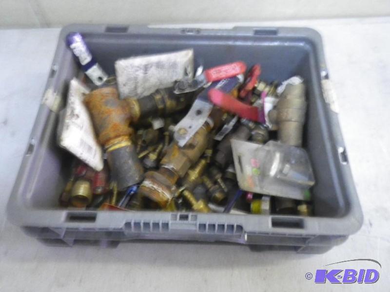 lot 92 image: tote of brass fittings...