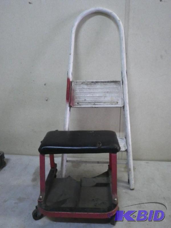 lot 93 image: step ladder and sitting cart...