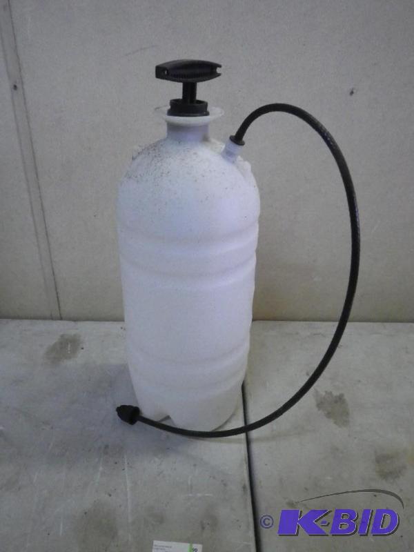 lot 99 image: spray bottle...