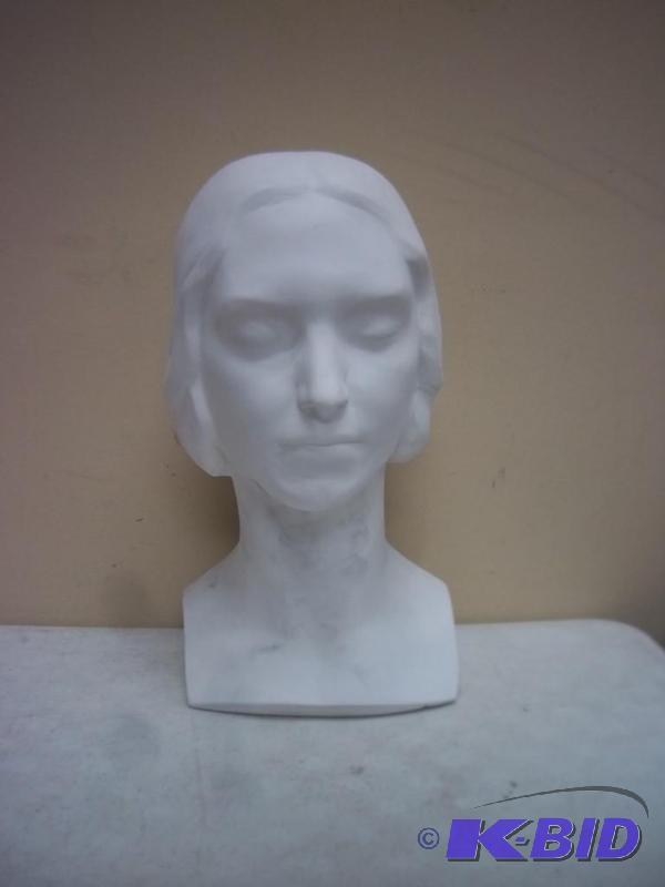 lot 102 image: Womens&nbspHead Cast - Chalk Like ...