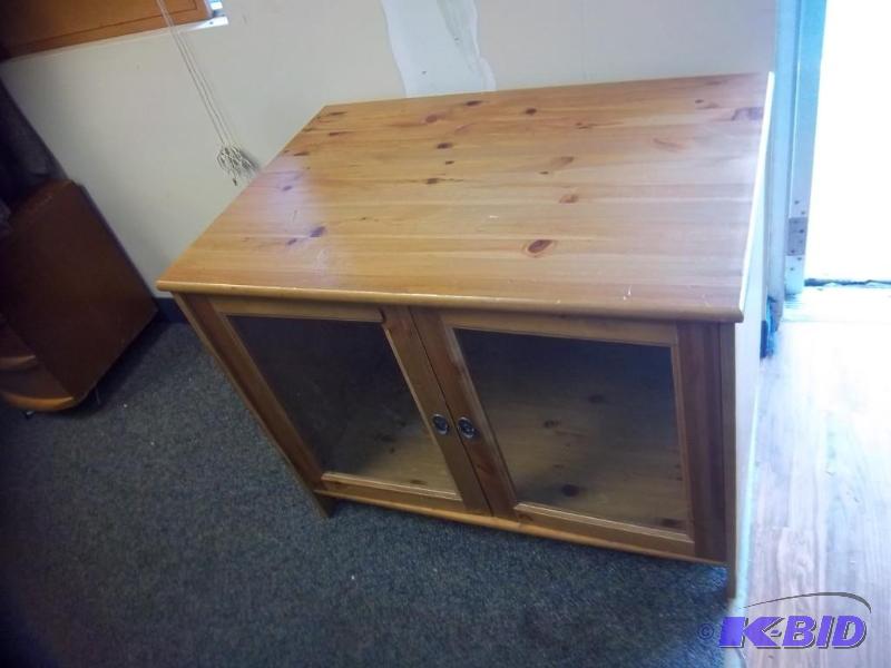 lot 11 image: TV Stand - Ikea - Some Wear...