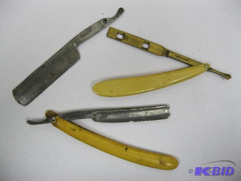 lot 114 image: Lot Of Vintage Antique Straight Raz...