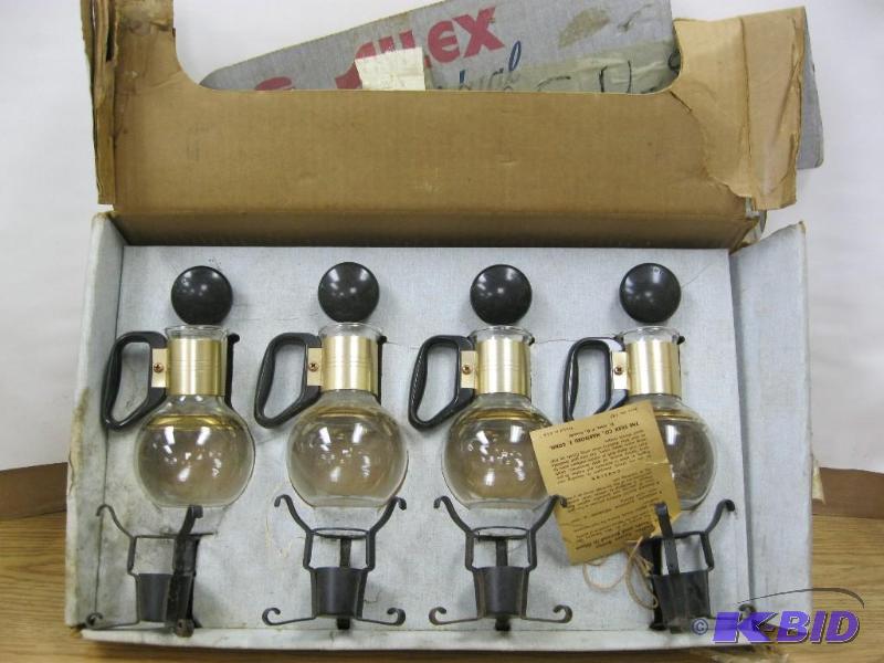 lot 118 image: Vintage Set Of Silex&nbspPyrex Can...