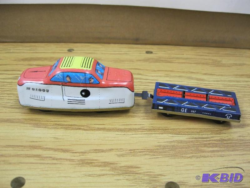 lot 134 image: Vintage Japanese Litho&nbspTin Toy...