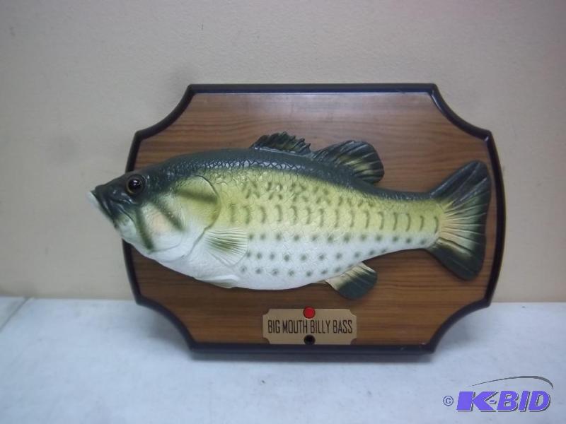 lot 150 image: Big Mouth Billy Bass Singing Fish W...