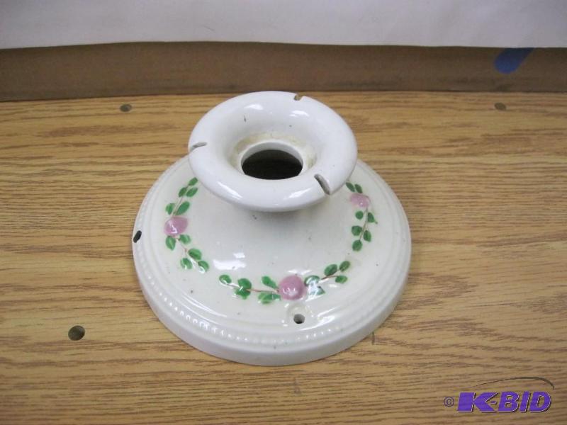 lot 171 image: Vintage Porcelain Light Fixture Han...