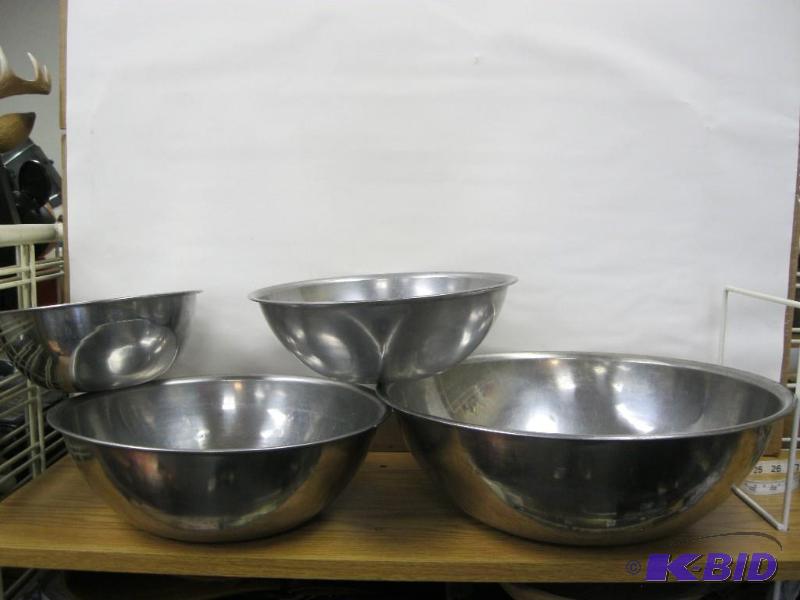lot 192 image: Lot Of Large Stainless Steel Bowls...