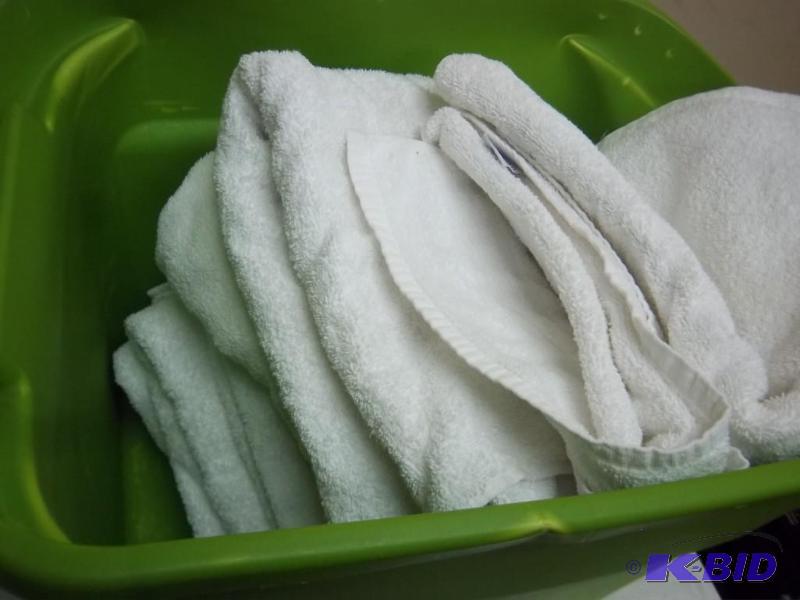 lot 197 image: Bin Of Towels...