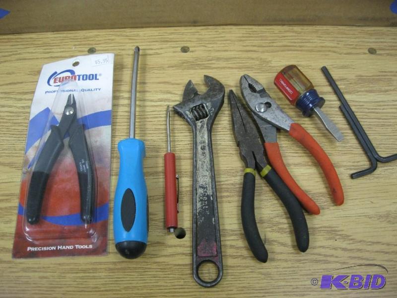 lot 239 image: Lot Of Mixed Tools...