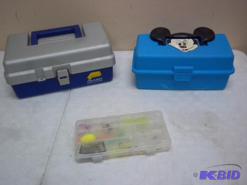 lot 251 image: Lot Of Tackle Boxes - Some Fishing ...