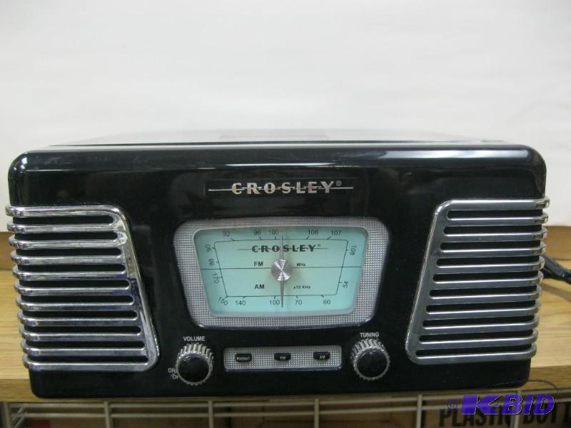 lot 29 image: Crosley&nbspRadio Record Player Te...
