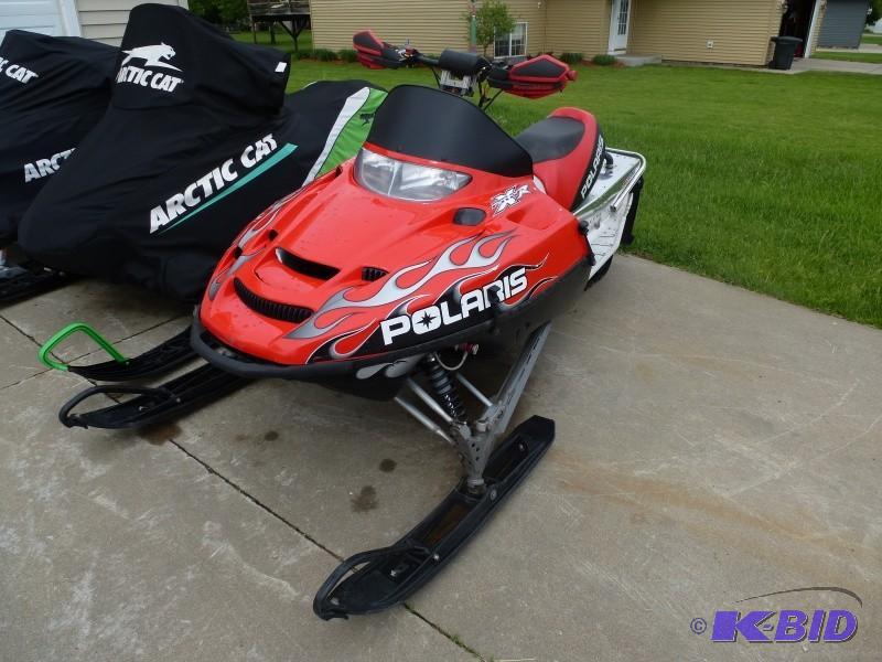 lot 4 image: 2004 Polaris Pro XR 440 Has engine...