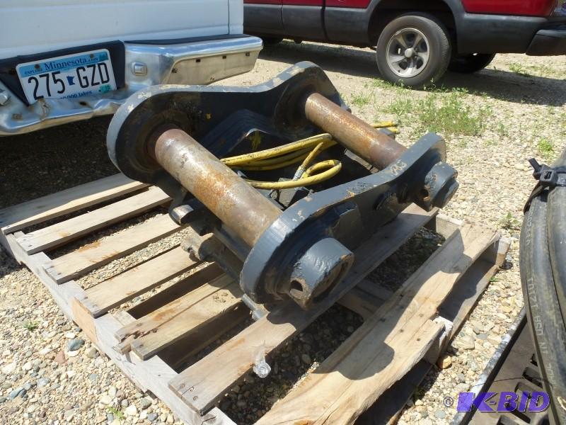 lot 9 image: Komatsu&nbspQuick attach JRB ...