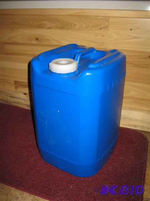 5 Gallon Water Storage Containers. ...