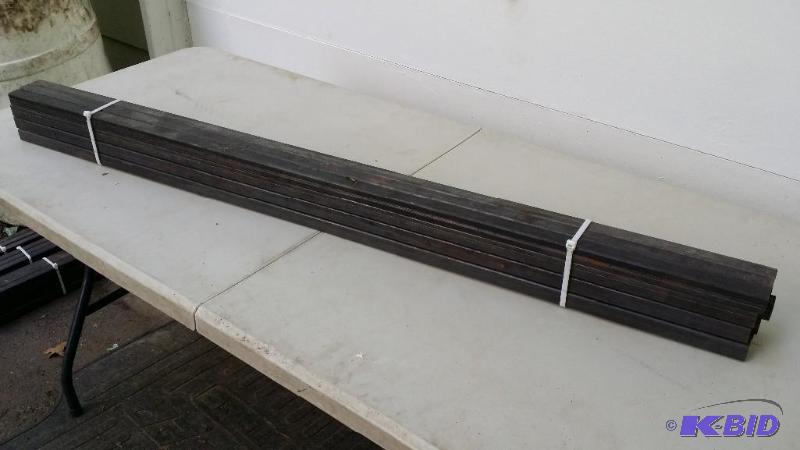 lot 26 image: 1 square steel tubing