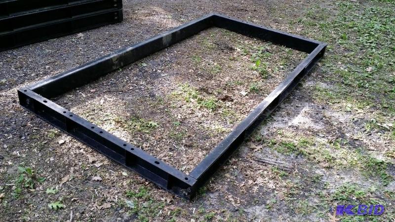 lot 37 image: 4x8 Steel C Channel Frames