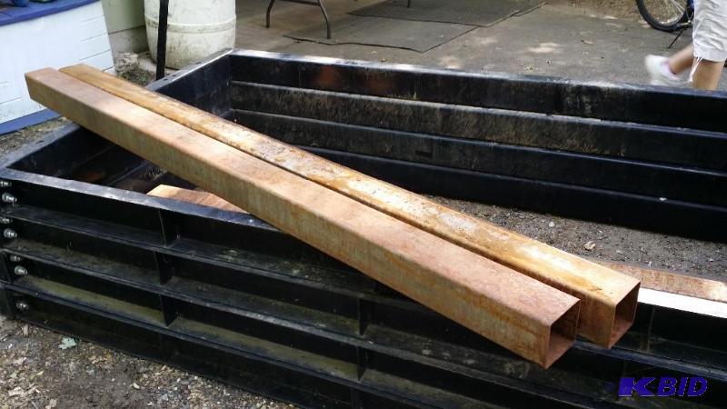 lot 43 image: 4x4 18 square steel tubing