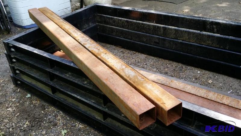 lot 44 image: 4x4 18 square steel tubing