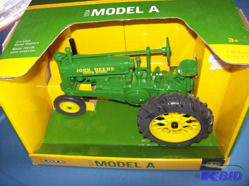 John Deere Tractor -1934 Model A it...