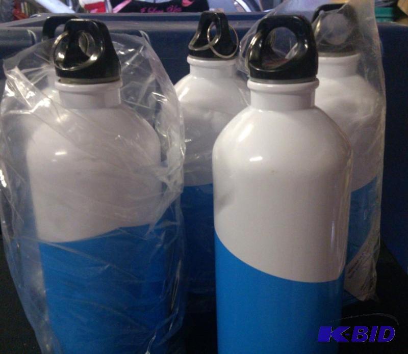 Lot of 4 blue and white water bottl...